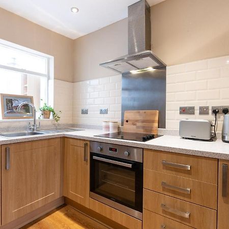 Besford Square, Shrewsbury Town Villa Buitenkant foto