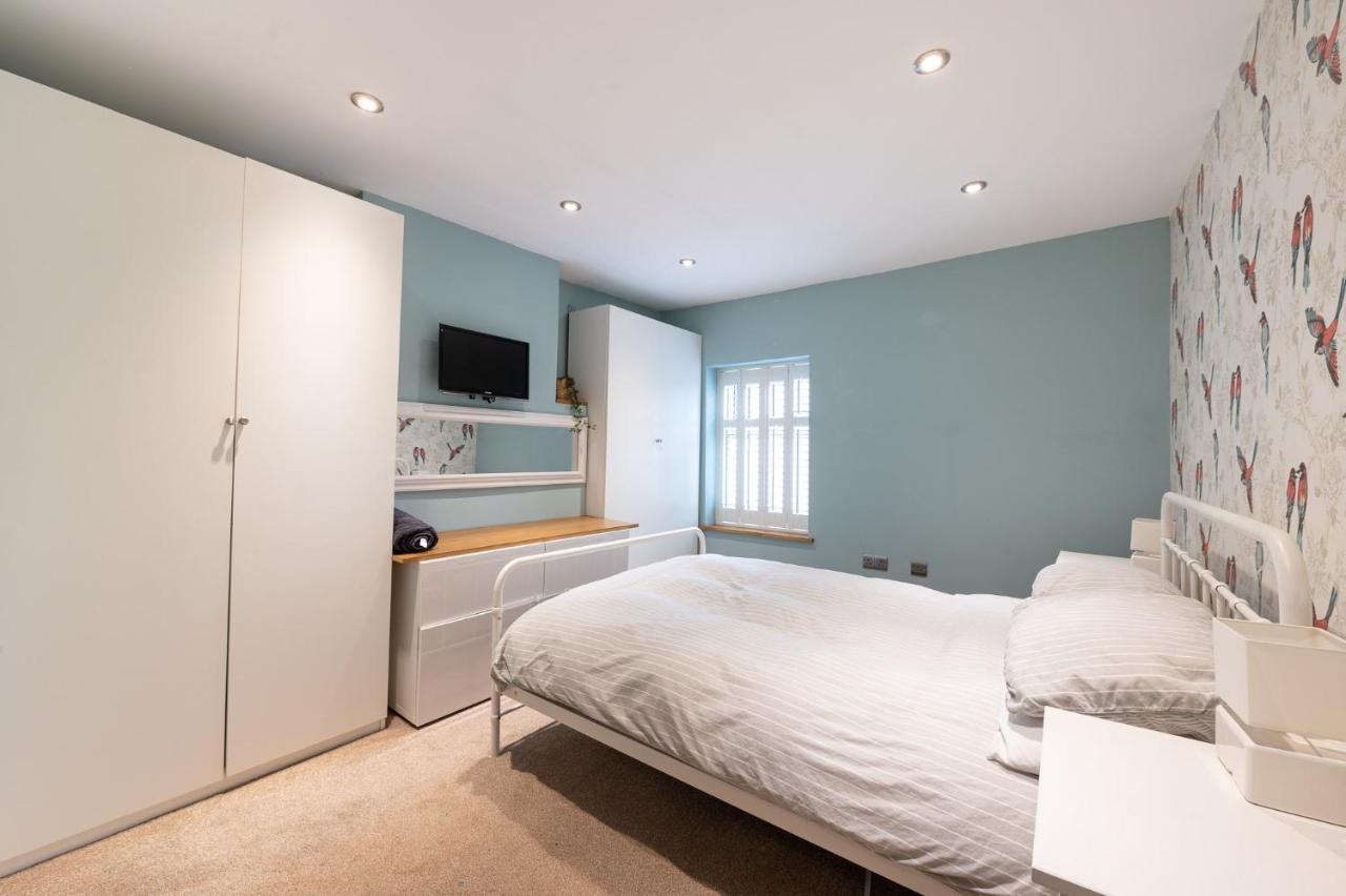 Besford Square, Shrewsbury Town Villa Buitenkant foto